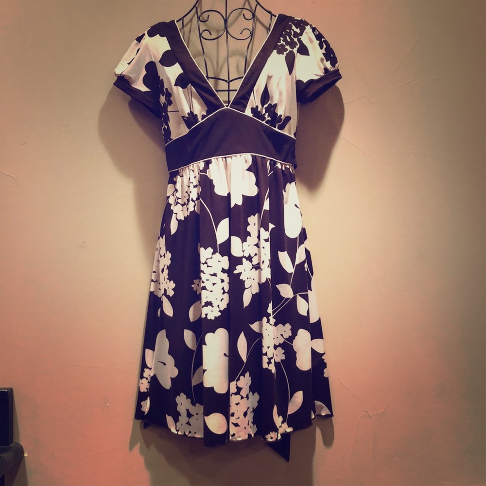 JFW Cute Brown and white dress